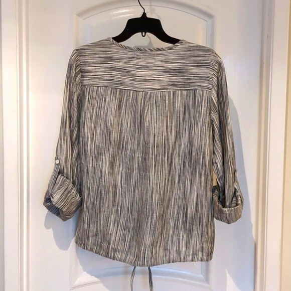 209WST38  Gray/Blue Striped Blouson Button Front Linen Top  Size 8 - Picture 7 of 9